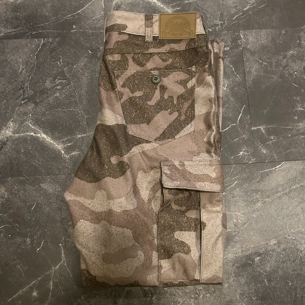 Cabela's Cargo Camo Pants